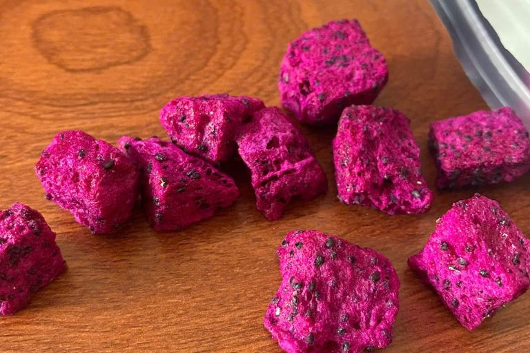 thanh long đỏ sấy thăng hoa